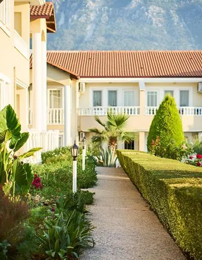 Larimar Suite Hotel