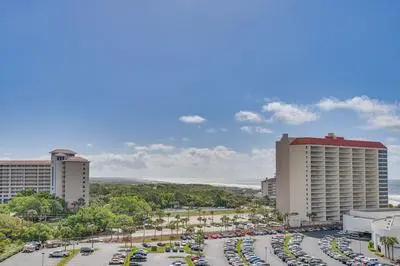 Elegant Destin Condo w/ Ocean Views: Walk to Beach