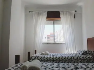 Room in Apartment - Twin Room 2 In Sintra Massamá Next To Train Station