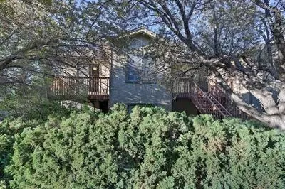 Continental Country Club Condo w/ Private Balcony!