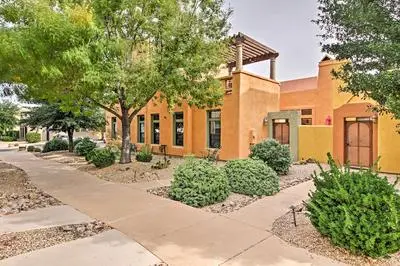 Adobe Escape w/ Outdoor Kitchen & Pool Access