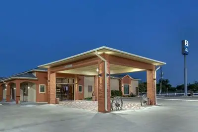 Best Western Windwood Inn & Suites