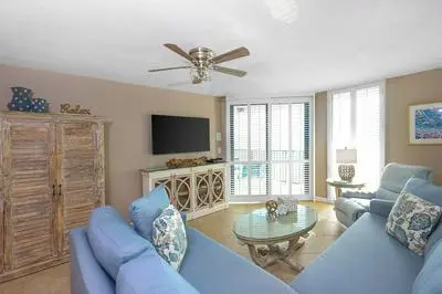 Phoenix East 2 2074 2 Bedroom Condo