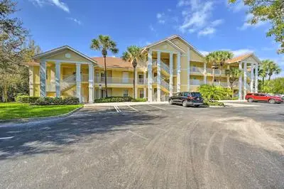 Quiet Lely Resort Condo w/ Pool - 2 Mi to Golf!