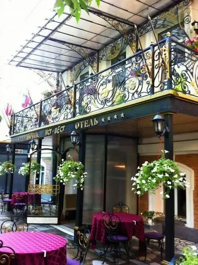 East-West Hotel
