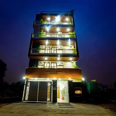 Comfortable 1 Bhk Serviced Apartment w Hill View