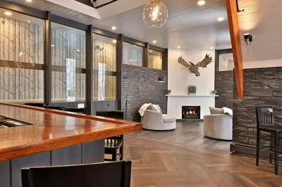 The Birch Ridge: 3 Guest Rooms W/ Ensuite Baths, Fireplaces, Jacuzzi Tubs, Hot Tub & More! Block C 3 Bedroom Home