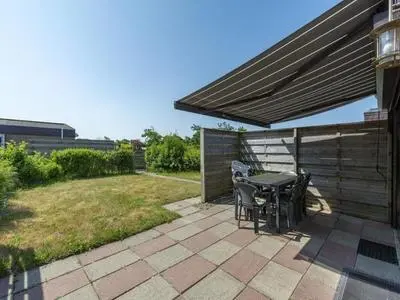 De Blenck 67 Family-friendly Bungalow