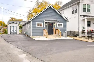 Cozy Ohio Home w/ Patio + Buckeye Lake Access!