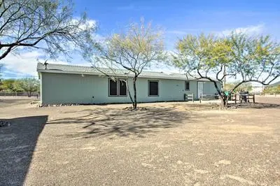 Phoenix Family Home Near Cave Creek & Hiking!