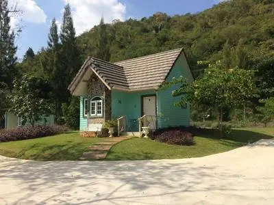 Cottages at Hill Resort