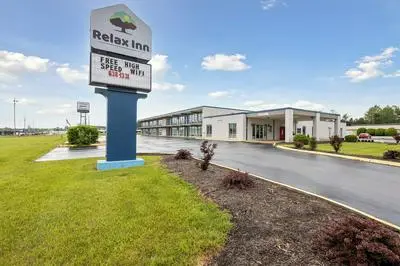 Relax inn by OYO Greeneville Near Hwy US-321