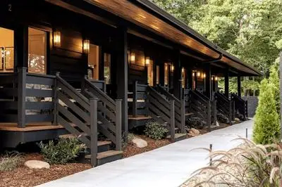 Firefly Mountain Suites Sleeps 36 Indoor Pool, Hot Tub, Game Room, Playground