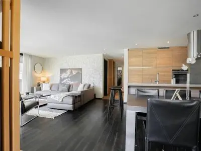 Charming 4-bedroom Apartment in the Heart of Zermatt