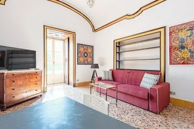 Charming Flat - Historic Center