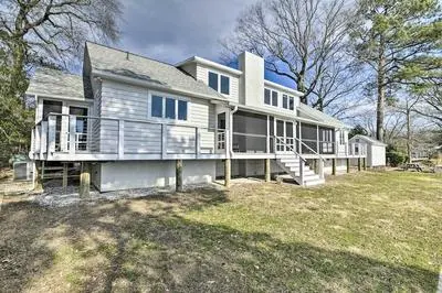 Bayside Deltaville Retreat w/ Beach & Bay Views!