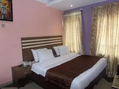 A2 Suites
