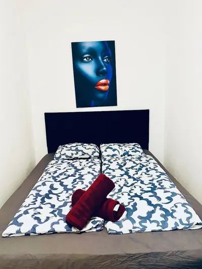 Comfy 3BR Apt for Groups Near Park