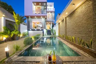 T P Pool Villa
