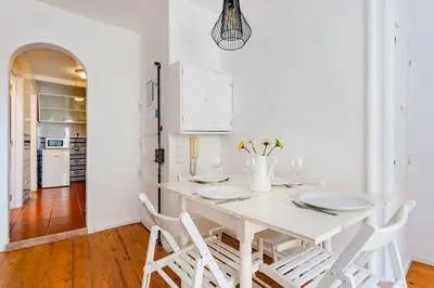 2BR at Chiado Historical Heart of Lisbon