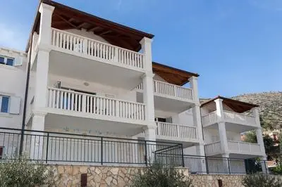 Maar Deluxe Ideal Next To Dubrovnik