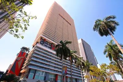 Luxury Apartments at 50 Biscayne