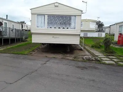 2 bed Caravan Approx 10 Mins From Beach Suzie 2