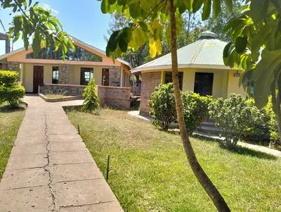 Bimoss Beach Resort & Campsite
