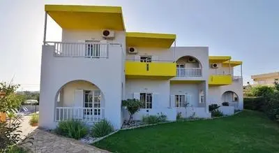 Kamaria Apartments