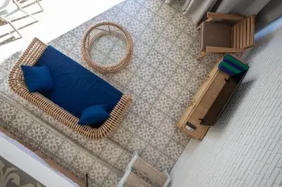 White Studio Villa