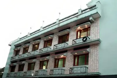 Goroomgo Apsara Mussoorie