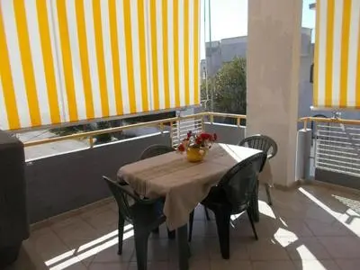 Comfortable Apartment Near the Beach