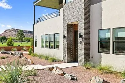 Villa #31 At Bloomington Country Club 3 Bedroom Condo by Redawning