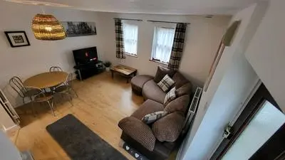 Heart of Lincoln City, 3 Bedrooms, Sleeps 4 Guests
