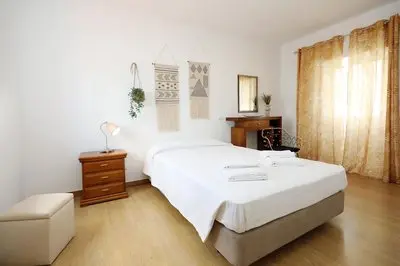 Z 04 - Bedroom 4 in Gil Vicente Guest Rooms