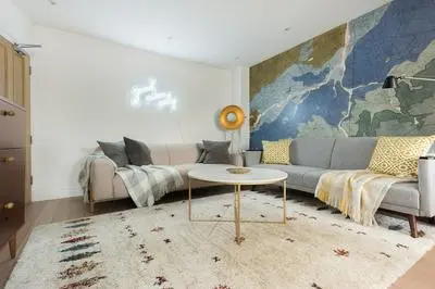 The Old Tailor House - Large & Charming 4BDR Home in Jericho