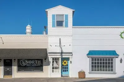 Stroll Into Town: Cozy Apartment in Kilmarnock