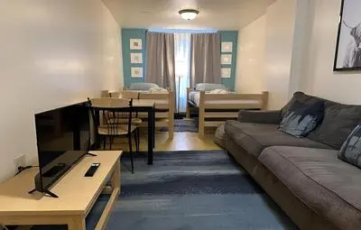 Cozy Convenient Downtown Apt Walk Everywhere