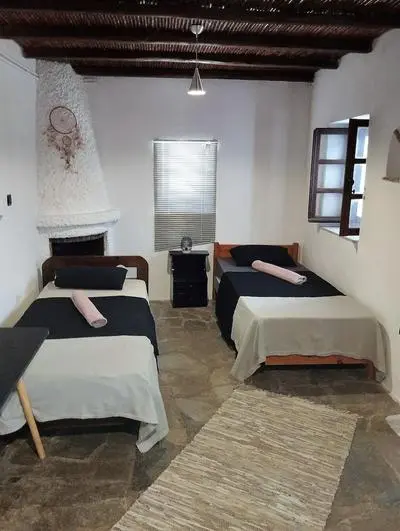 Room-pyrgi Artemis - Place