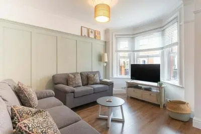 Host Stay Caversham Westfield House