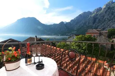Apartments & Rooms Vanja