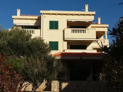 Apartments Next To the Sea Maris