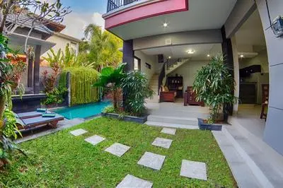 Villa Agung Rakas