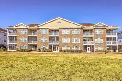 Resort Condo w/ Balcony & Pool Access!