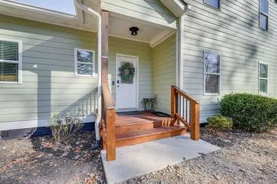 Eatonton Home on Lake Sinclair: Private Boat Dock!