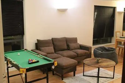 Nottingham Hill Apartment Retreat