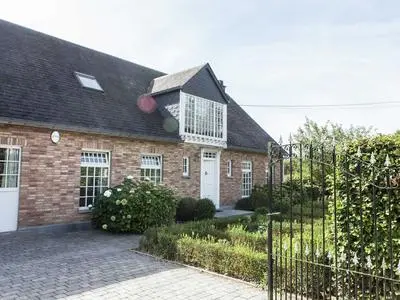 Durbuy Luxe Villa With Pool