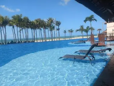 Riviera Beach Place Golf Residence
