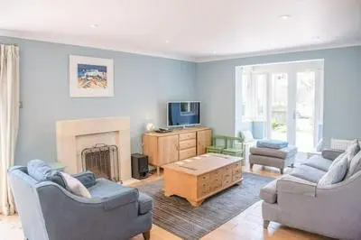 Suilven Aldeburgh With 4 Bedrooms and 2 Bathrooms