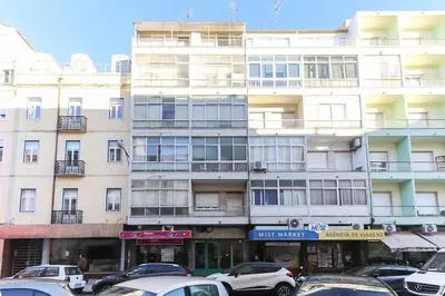 Almirante Balcony by Homing